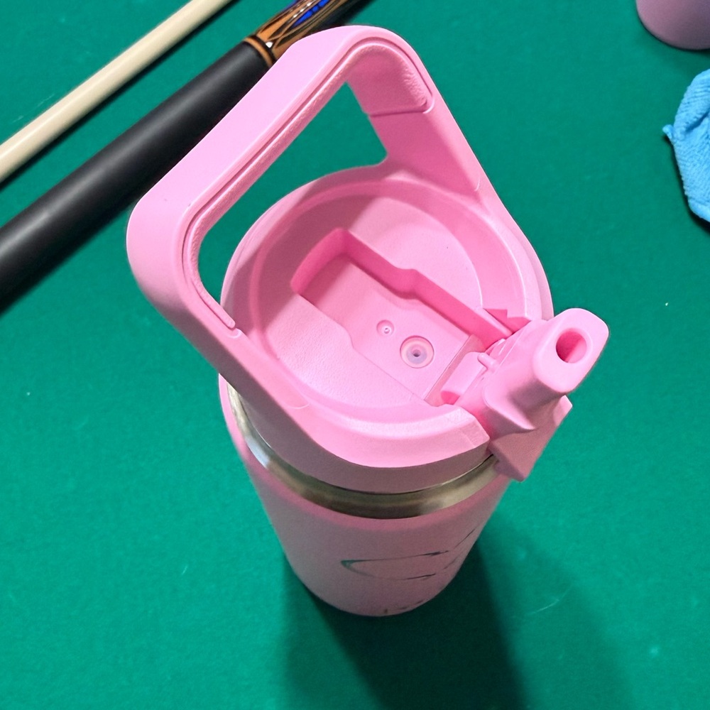YETI Pink Bottle with Heart Design - Picture 3 of 4